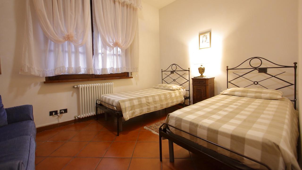 B&B Domus Сирмионе Екстериор снимка