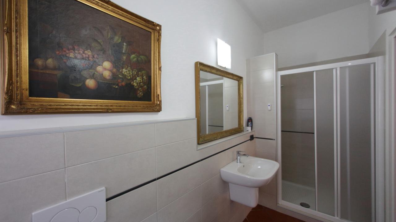 B&B Domus Сирмионе Екстериор снимка