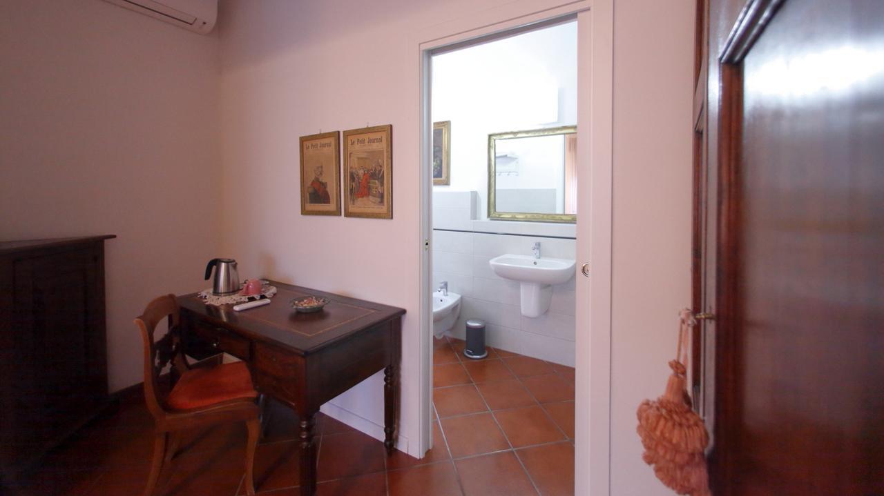 B&B Domus Сирмионе Екстериор снимка