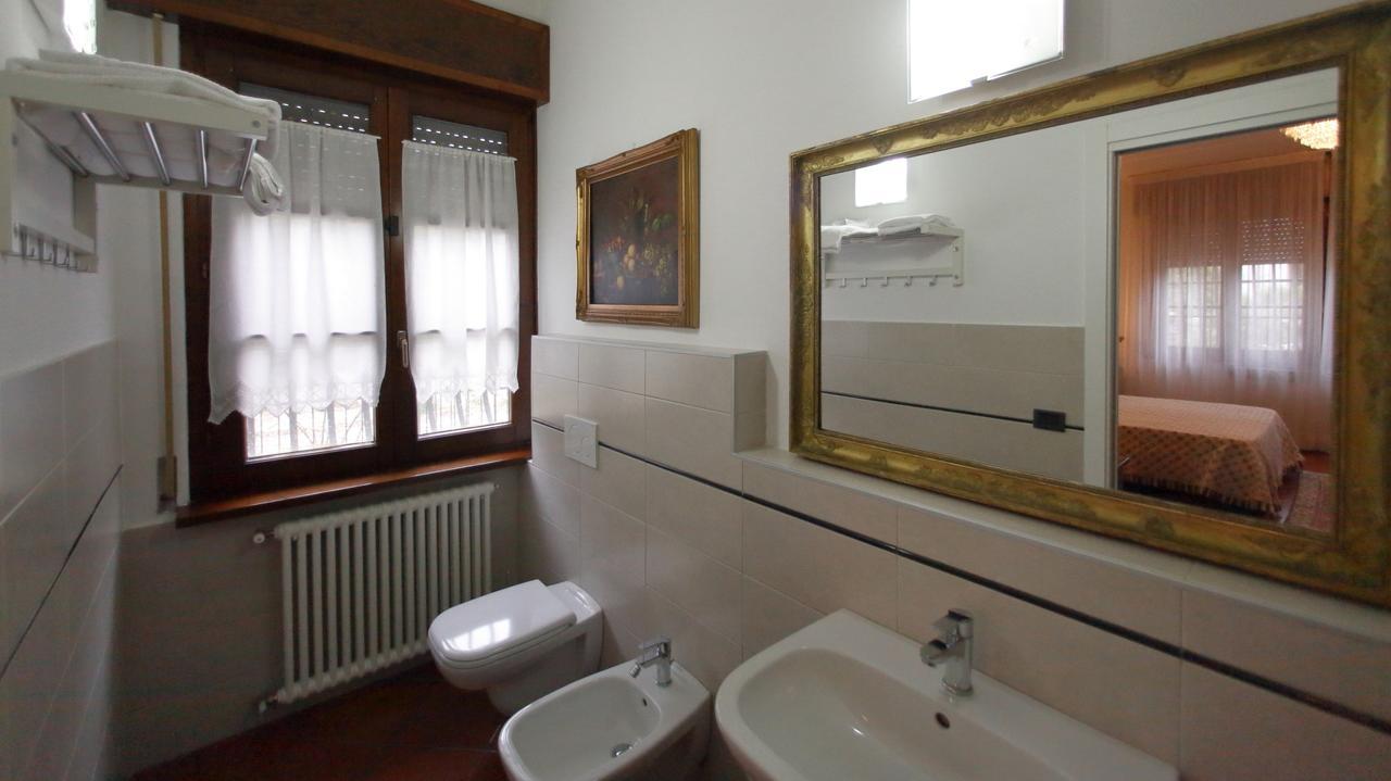 B&B Domus Сирмионе Екстериор снимка