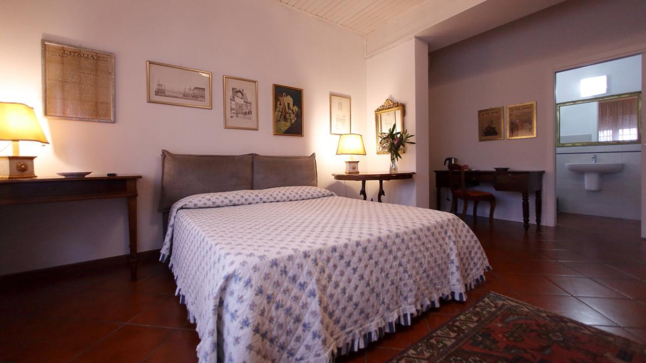 B&B Domus Сирмионе Екстериор снимка