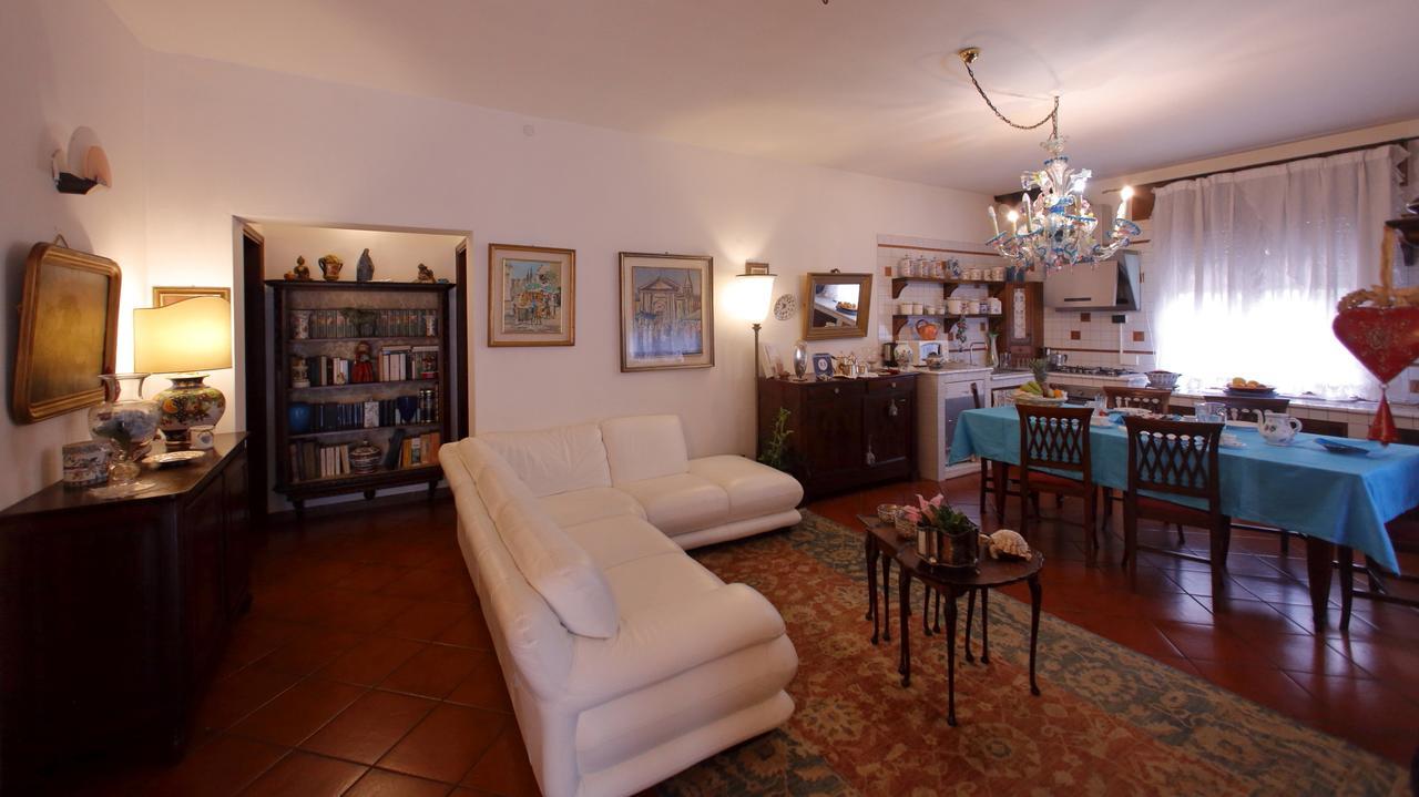 B&B Domus Сирмионе Екстериор снимка